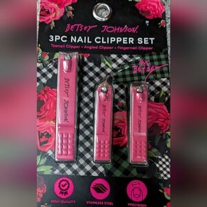 Betsey Johnson 3 Pc Nail Clipper Set